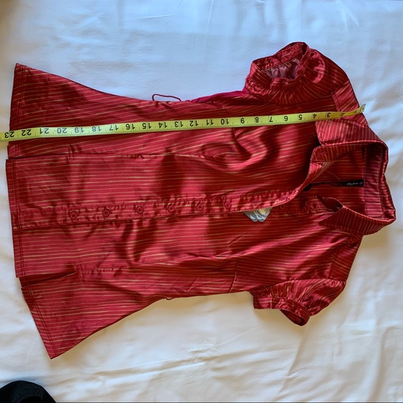 Red satin feel too with gold print in small and cones with optional belt. - Picture 5 of 12